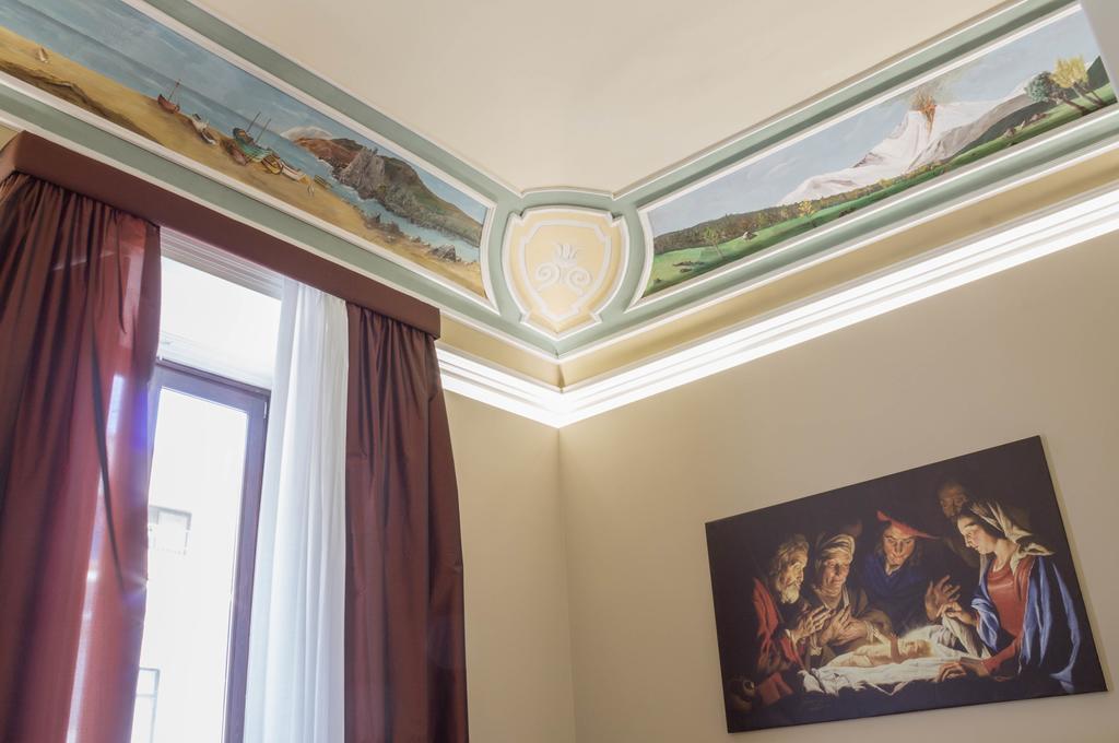 Duca Di Sarro Le Suites Catane Extérieur photo