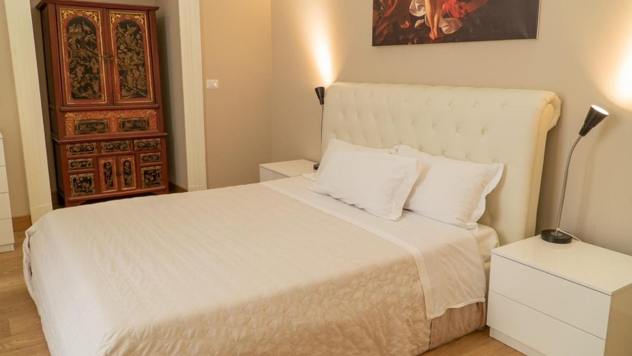 Duca Di Sarro Le Suites Catane Extérieur photo