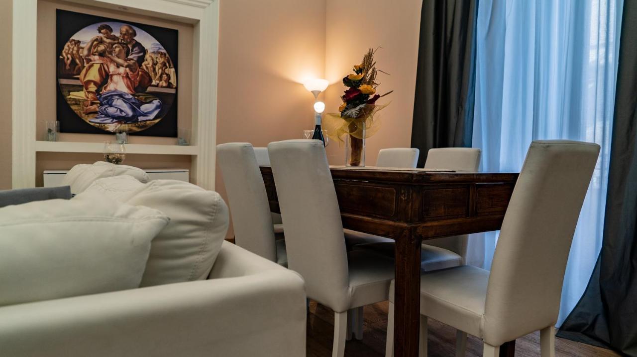 Duca Di Sarro Le Suites Catane Extérieur photo